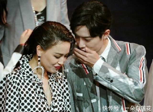 肖战 前有影后舒淇,后有顶级歌手李宇春,肖战到底认识多少一线大咖