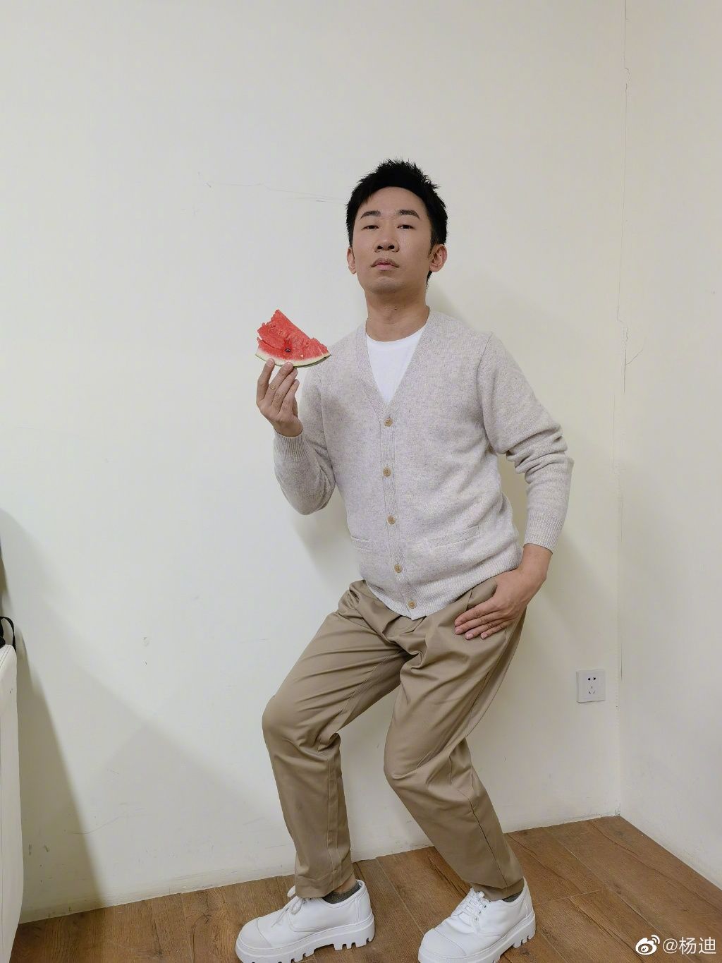 杨迪|《打卡吧吃货团》刘雨昕杨迪丁禹兮打卡6大城市美食