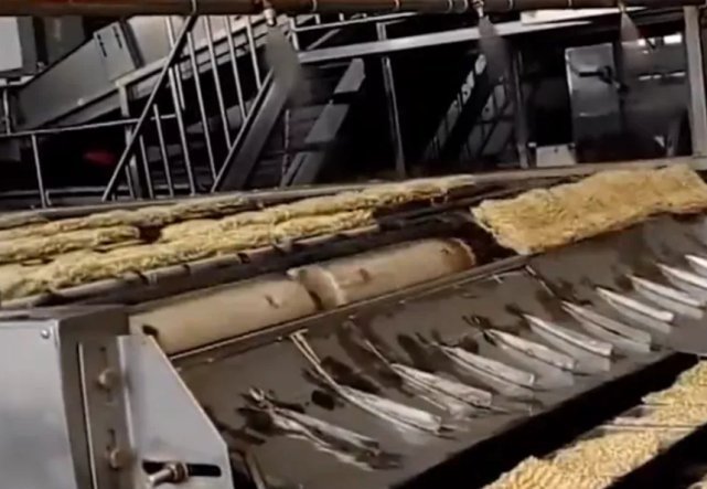 车间|泡面究竟卫不卫生?康师傅公开生产车间,网友:比我家厨房还干净