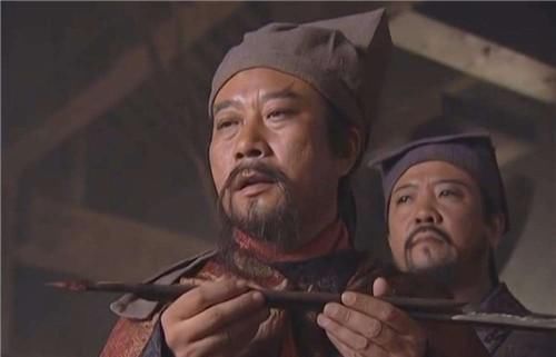 宋江|晁盖被杀谜团终于解开,射死晁盖的并非是史文恭,而是此人