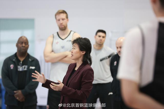 林书豪|4外援出征!北京首钢17人兵发佛山,热身赛对手曝光,冲击总冠军