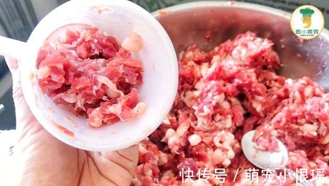新手|老父亲收藏20多年的广式腊肠做法，料足味香有嚼劲，新手零失败