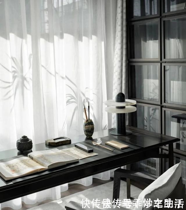 新中式|这才是最美别墅,484㎡新中式之风,里面的庭院水景,太美!