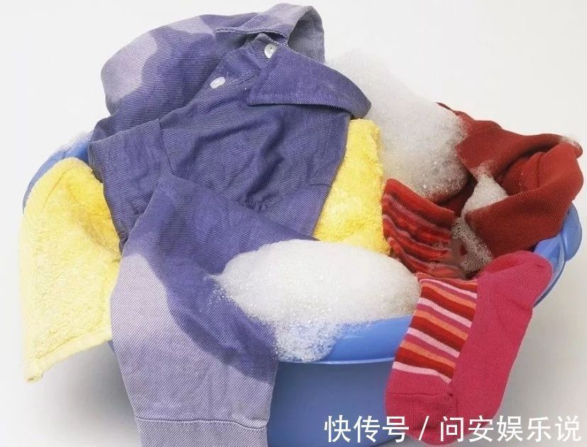 心理|穿不上的衣服给你孩子吧,面对邻居的好意,宝妈差点骂人