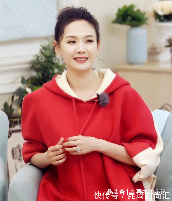 女人 女人过了50岁,尽量避开这3种发型,尤其是第2种,显老又土气