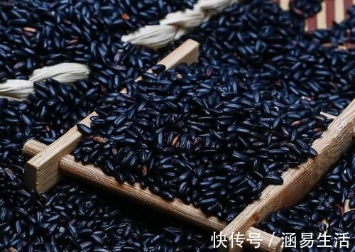 黑米|女人怀孕后，平时多吃4种食物，或能促进胎儿脑部发育，预防贫血