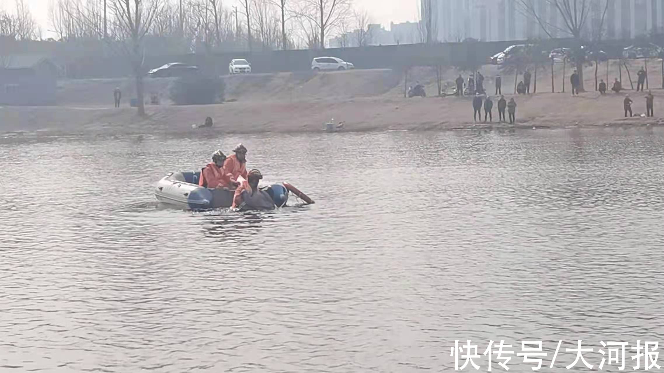 郑州|生命最珍贵！郑州消防员从索须河中央救出一轻生女子