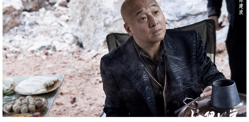 张艺兴|大哥孙红雷霸气回归,硬汉张艺兴紧随其后,《扫黑风暴》你值得看!