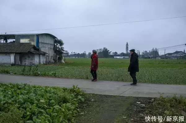  身患癌症的非遗传承人：想把被单戏传下去