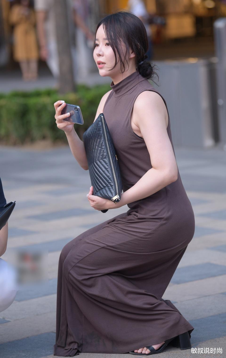 高跟鞋 胖壮归胖壮,美妇的气质,一般女孩学不来吧