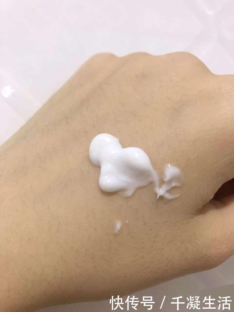 肌肤|四款平价实用身体乳清爽不油腻,拯救你的大干皮,养出水光肌!