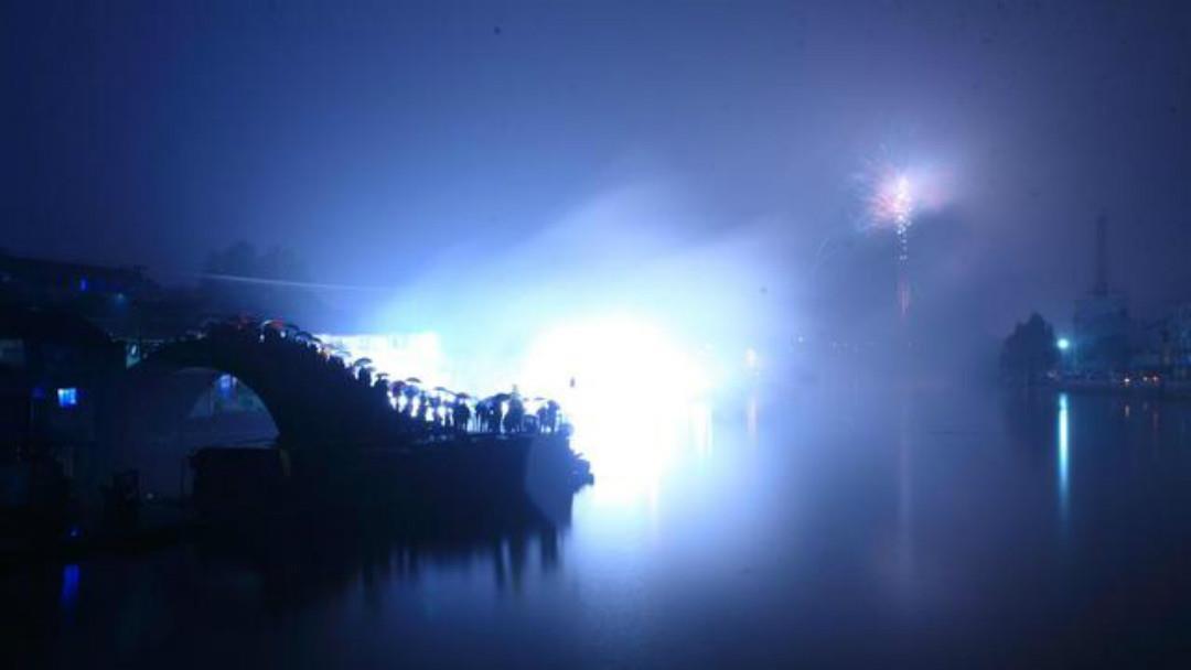 苏轼很有哲理的一首词,告诉了世人许多大道理:余生千万不能将就