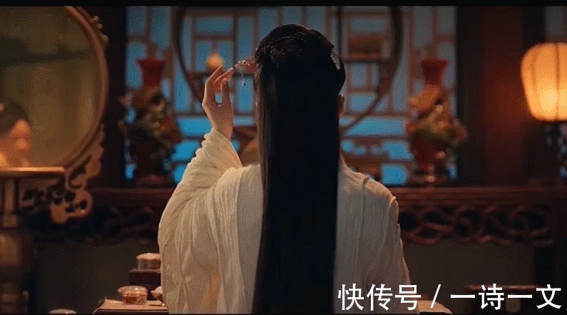 王雅荟$寻梦搬山挪海,龙吟宇宙洪荒,让你置身于江湖的诗和句子