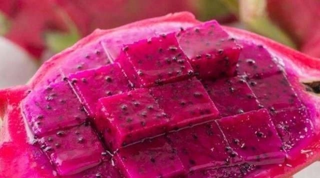 水果|湿气重的人要注意,4种水果坚持吃,尤其第2种,还能赶跑大肚腩