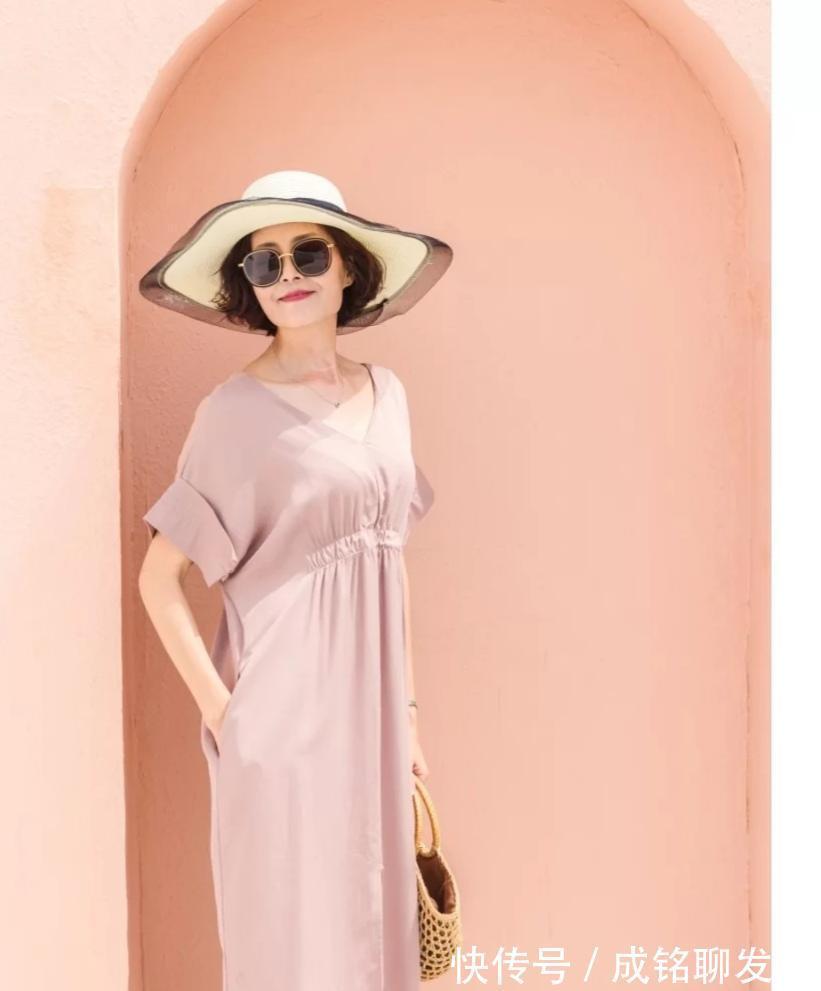 高级感|自然老去也要优雅,妈妈辈的高级感穿搭示范,减龄时尚气质翻倍