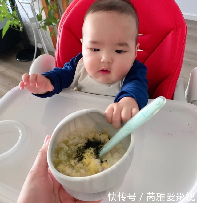 儿科医生|积食的孩子能吃蛋黄吗?73岁儿科医生:尽量少吃“2素”