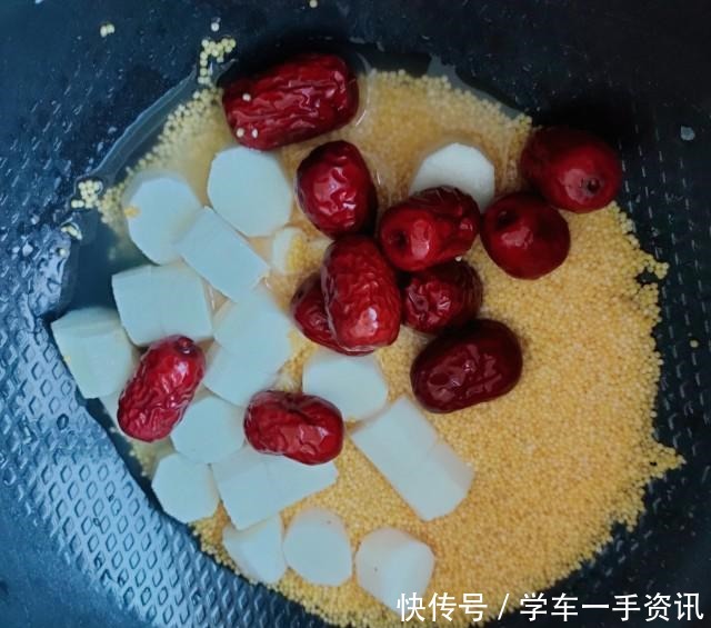 红枣山药小米粥,补气补血,营养丰富