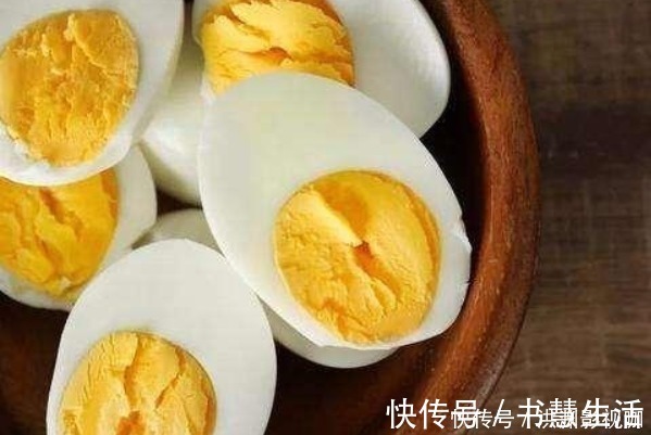 鸡蛋|鸡蛋多煮1分钟都不行,要这样煮才合适,花2分钟看完以后不会错!