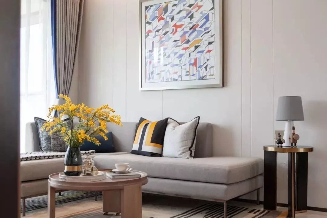 挂画|81㎡现代简约,朴素温馨小三房,简洁优雅好舒畅