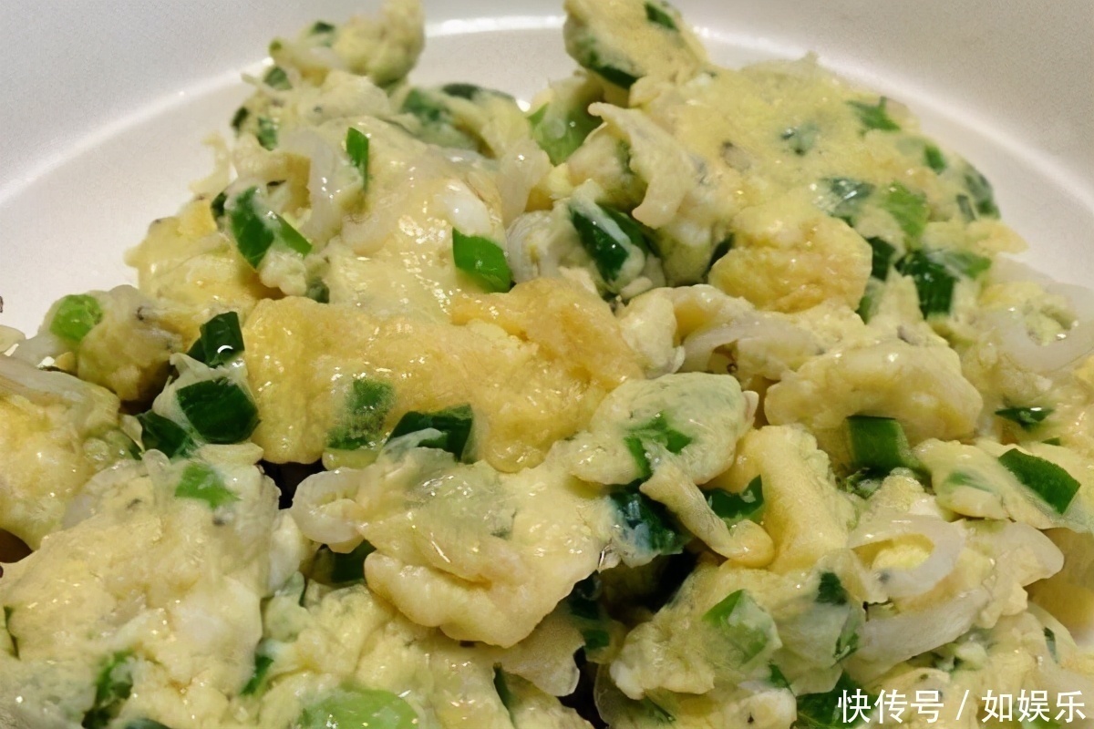 胡萝卜|女性不想早衰,不妨多吃几种美食,补血养颜,更能滋养肌肤