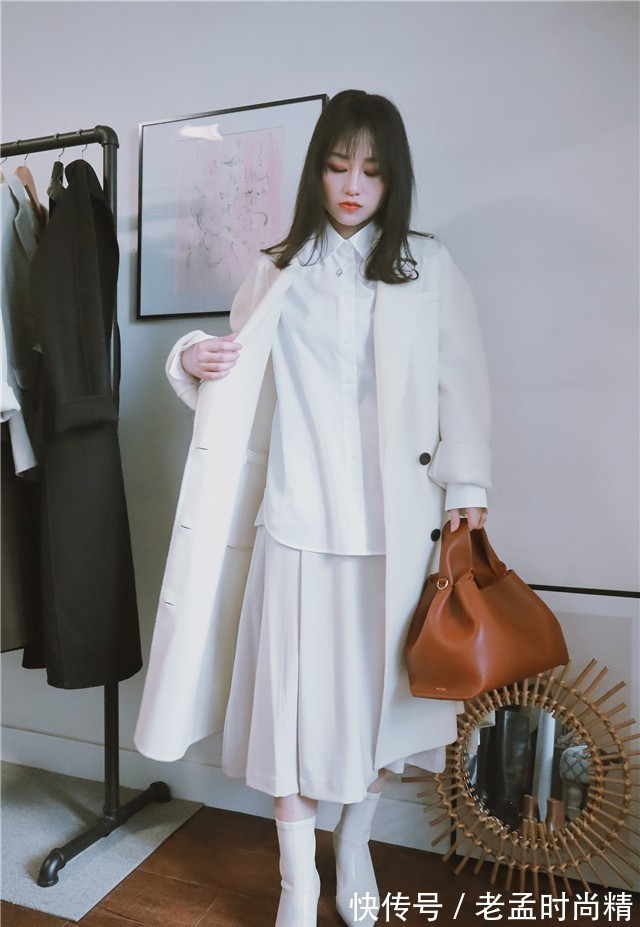 秋冬|秋天大衣内搭案例分享:25-30+小姐姐演绎这4款内搭,时尚又保暖