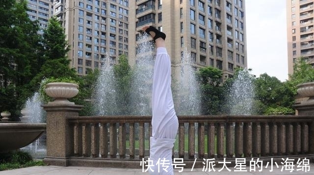 养心|90后美女导游,工作之余,练习瑜伽,一招一式很专业