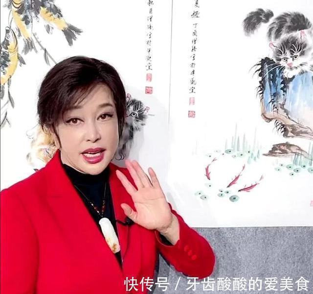 书法@刘晓庆被称“当代著名书法家”,网友还建议她当书协主席!