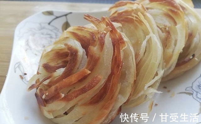 红薯最好吃的做法，简单蒸一蒸，晒一晒，香甜软糯，越嚼越有劲