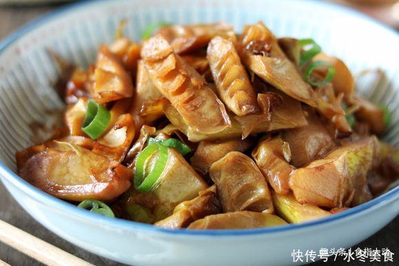  简单炒一炒、焖一焖的家常菜，色香味俱全，绝对是下饭小能手！