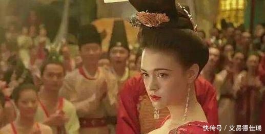 日暮汉宫传蜡烛,轻烟散入五侯家,这首唐诗讽刺杨贵妃吗?