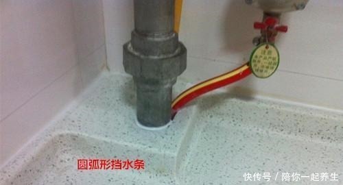 断肠|橱柜台面万万要装这个东西,好多人嫌丑没装,我家入住才知悔断肠!