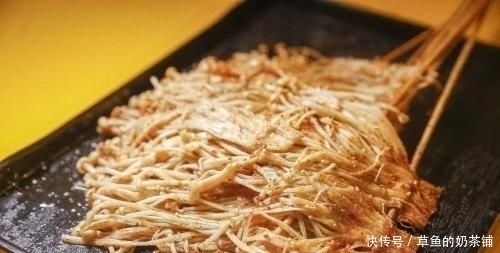 与异性吃烧烤,千万别点这4道菜,吃着是很香,但却很尴尬