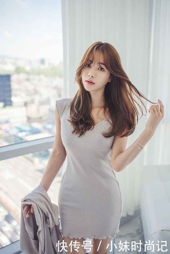 知性|灰色两件套连衣裙搭配平底凉鞋, 知性有气质!