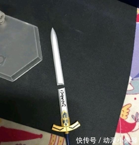 阿库娅|网友的手办坏了,把坏的零件装回去,感觉比之前的更有味道了