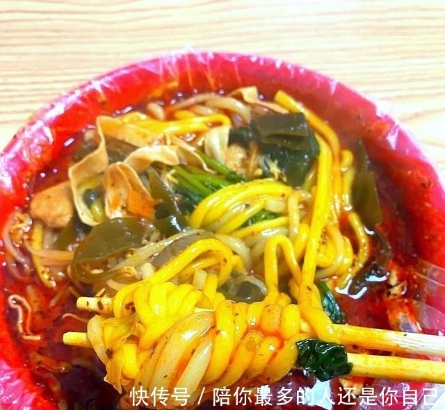 年后的春天,就馋这小吃“3热3凉”,好吃解腻又开胃,很实惠