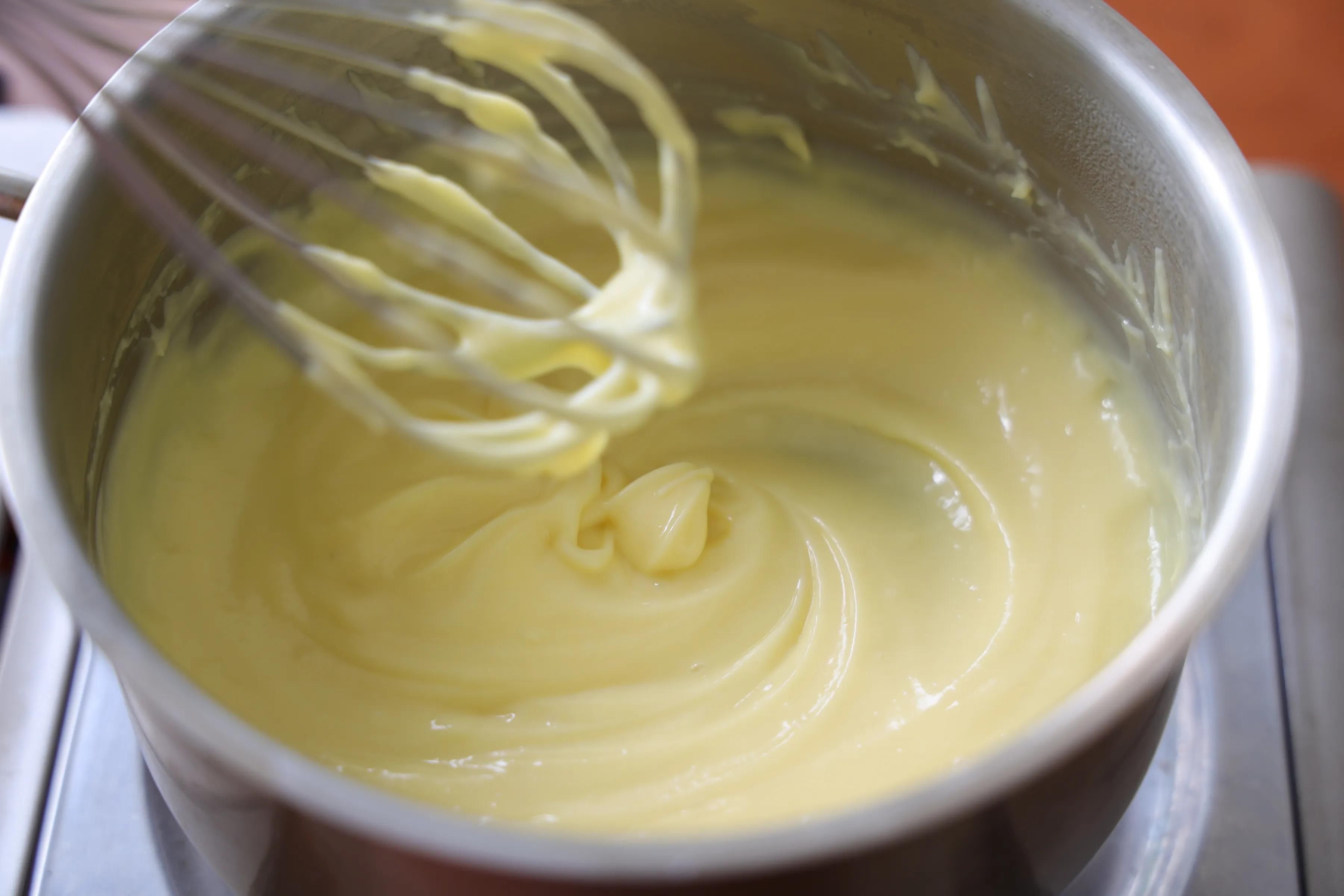 低粉|成本2块钱的北海道戚风蛋糕，教你在家做，松软爆浆，热天吃超赞