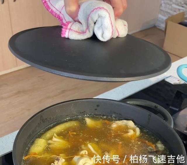 煲汤|大人，小朋友都合适的秋天滋补好汤，鲜美醇香，能安宁心神！