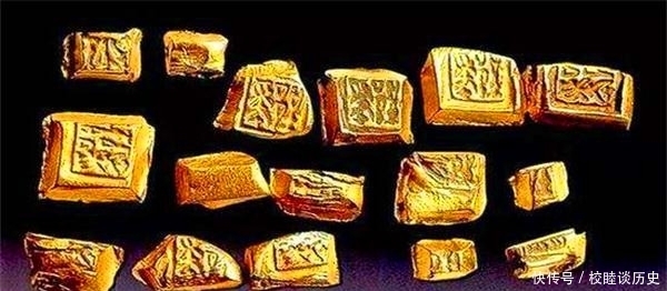 养鸭人发现古墓,拒绝盗墓贼10万封口费,义务守护黄金和国宝