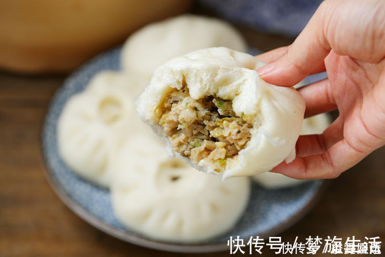 肉馅|用东北特色菜蒸包子,味道倍儿鲜美,老公自己就能吃一屉,真服了