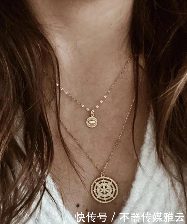 戴项链也有讲究?项链佩戴Tips知多少