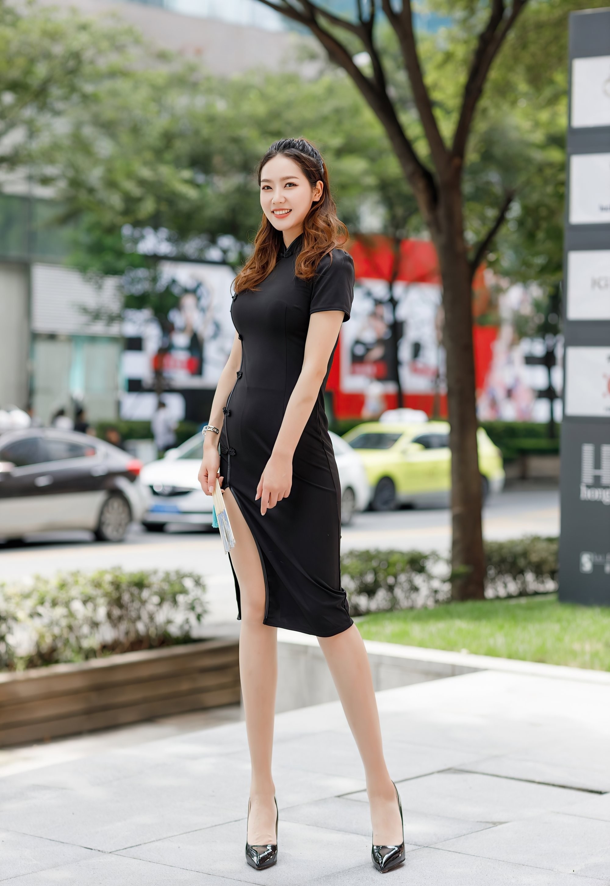 黑色 令人心动的黑色旗袍裙,日常穿搭也很ok,你有没有尝试过