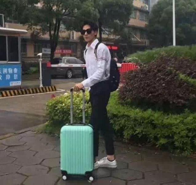 撞脸明星的网红 涛叔杨洋分不清 玖月刻意模仿肖战 她神似热巴 全网搜