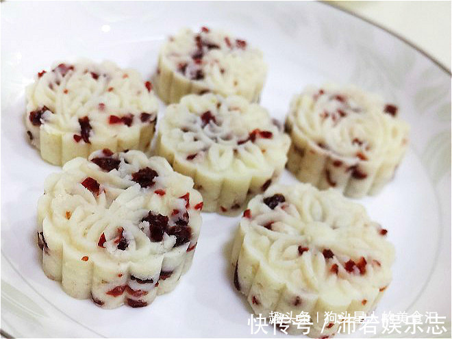 搅拌均匀|最近迷上了这8道点心的做法，早晚都要小尝一下，不用烤箱也能做