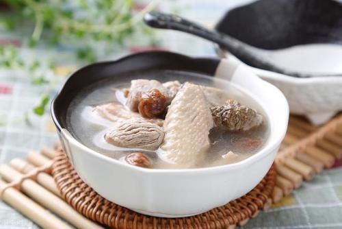 生长素|别折腾孩子了,这些关于孩子长高的谣言,你信了几个?