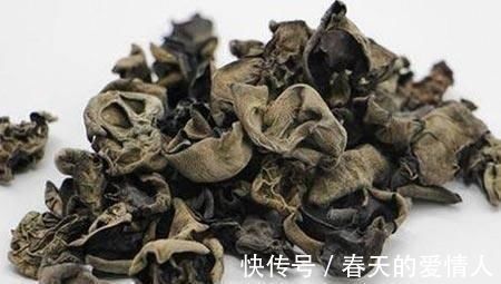 发霉|一家三口同时患癌，医生只因一件“东西”用了十年不扔