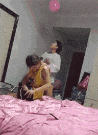 |搞笑GIF趣图:隔着屏幕我都替孩子疼得慌