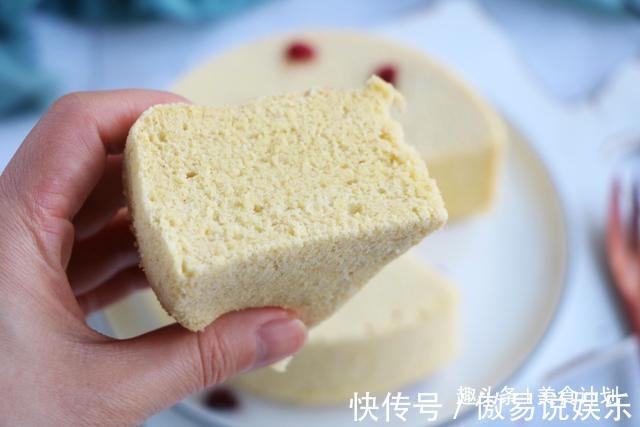 小米里加3个鸡蛋，不用烤不用煎，健脾养胃，我家隔三差五做一锅