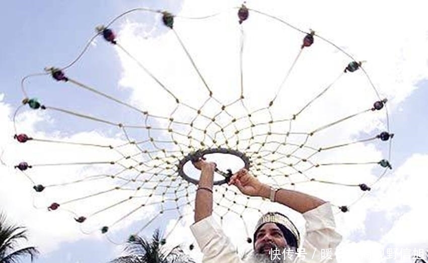 世界三大可怖兵器: 百济六叉剑 锡克血滴子 中国兵器能令其变废物