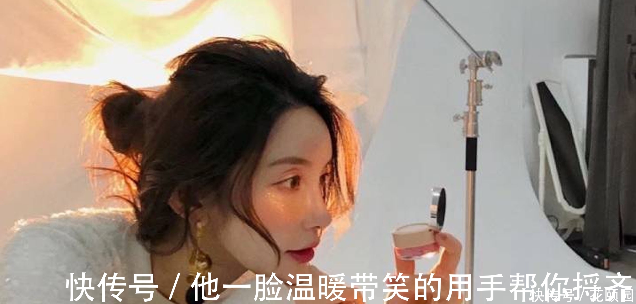 颜色|化个“干枯玫瑰妆”很耐看,变身成温柔时髦精,连爸妈都说好看