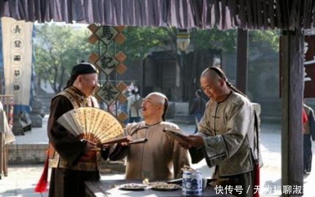 纪晓岚@上联:“天作棋盘星作子,谁人敢下?”,下联简直惊艳